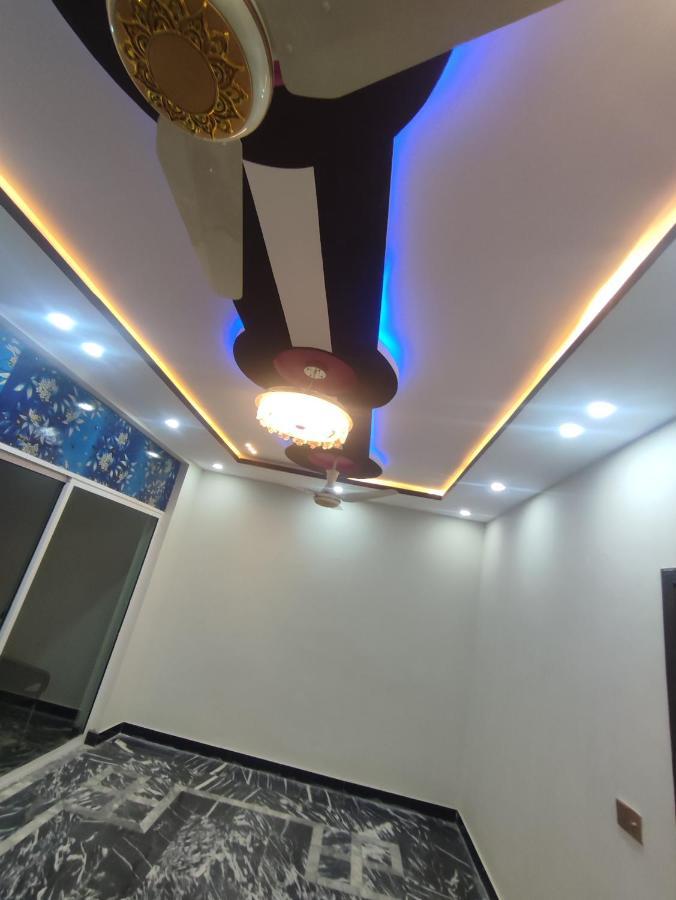 Lavish Residency Guest House Fasial Town ラーワルピンディー エクステリア 写真