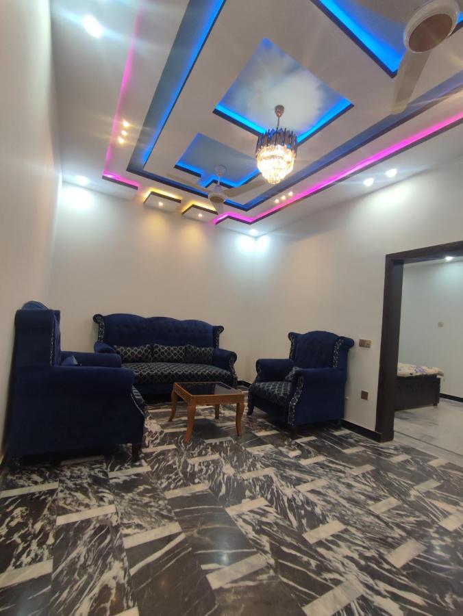 Lavish Residency Guest House Fasial Town ラーワルピンディー エクステリア 写真